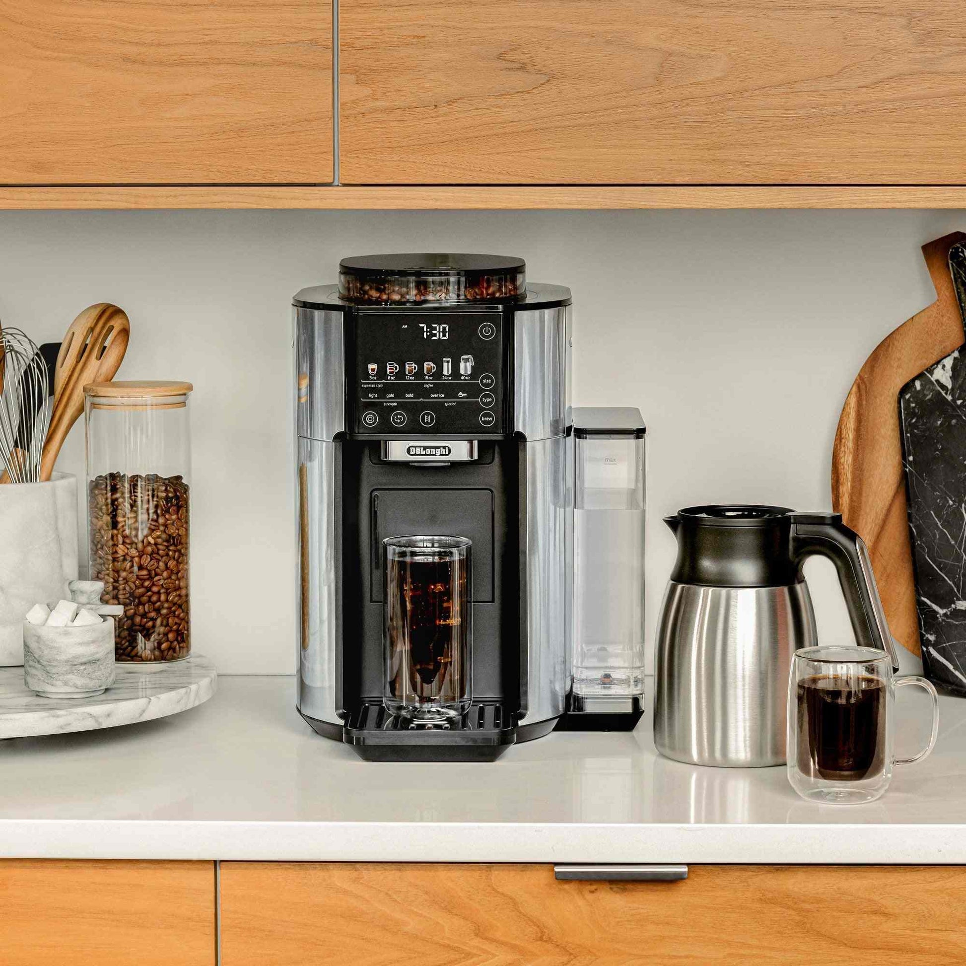 De'Longhi TrueBrew automatic coffee maker with bean grinder and thermal carafe