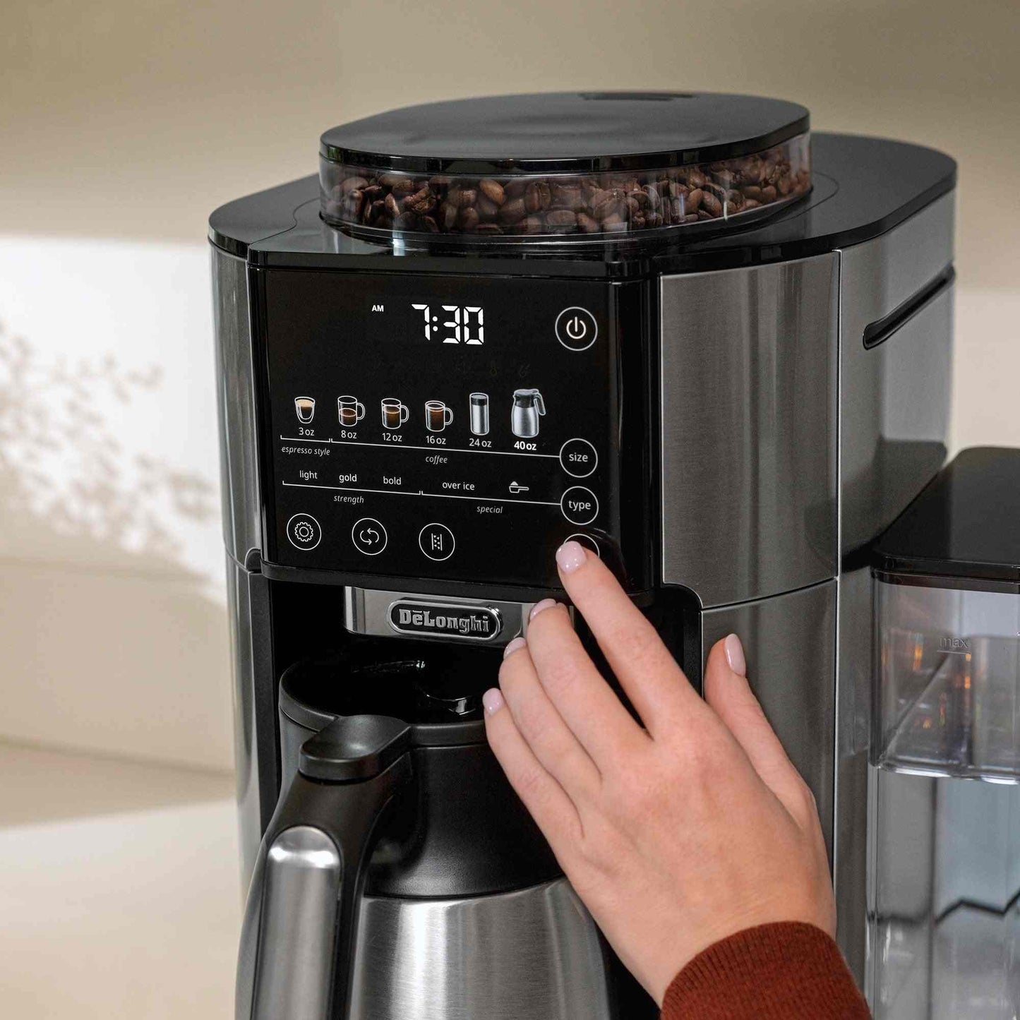 De'Longhi TrueBrew Automatic Coffee Maker with Bean Extract Technology and thermal carafe brewing various coffee styles and sizes
