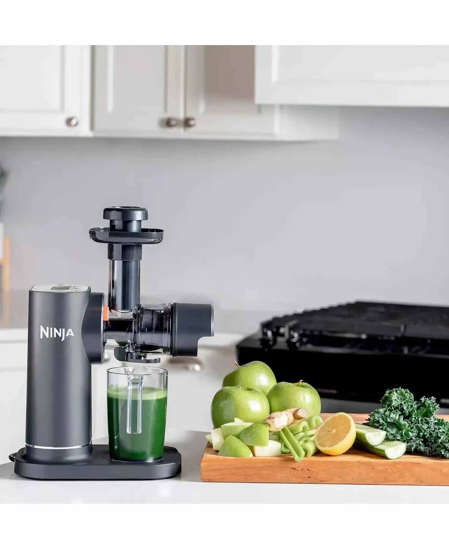 Ninja NeverClog Cold Press Juicer, Powerful Slow Juicer, Total Pulp Control, Easy to Clean, Compact - JC151 Ninja