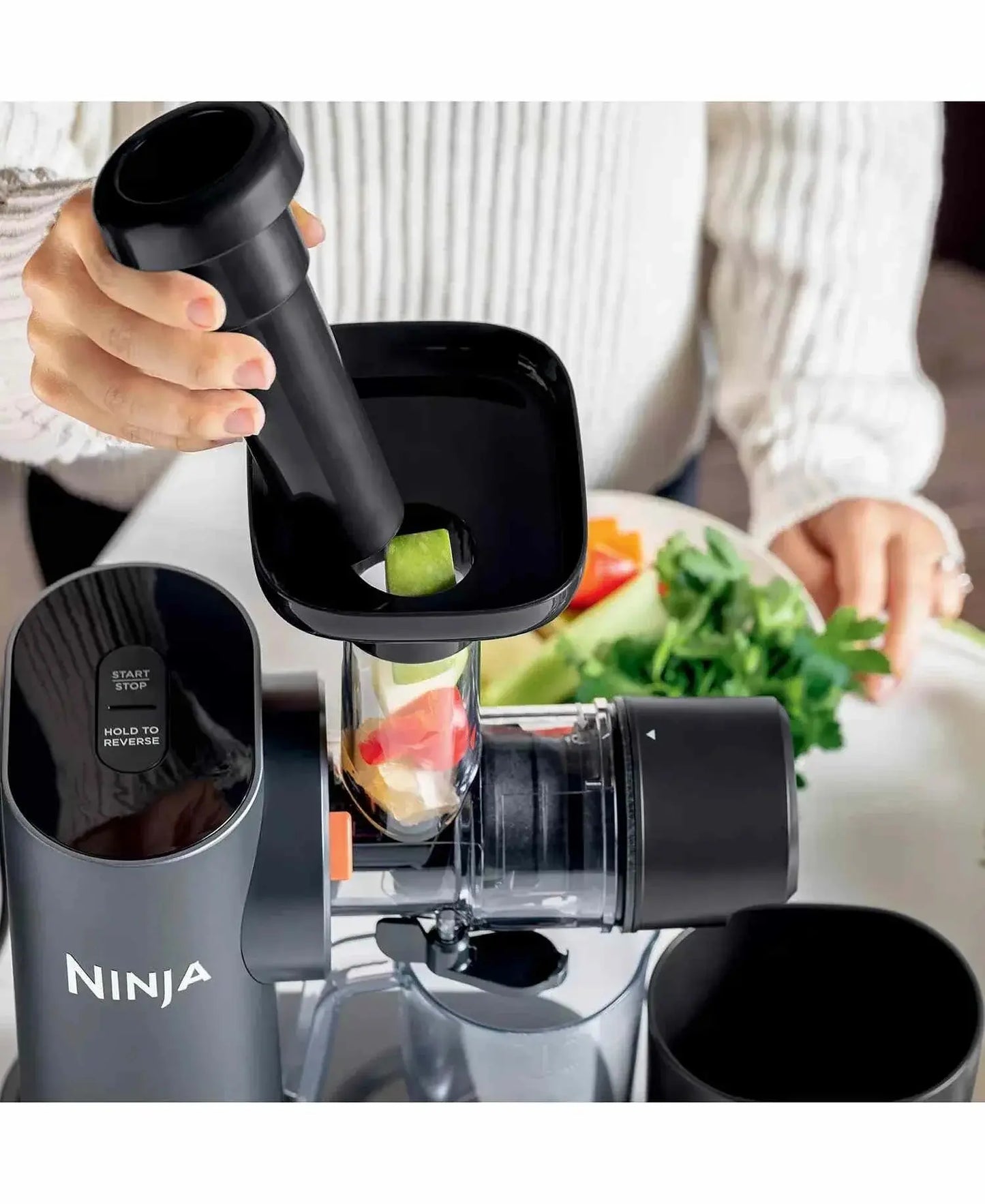 Ninja NeverClog Cold Press Juicer, Powerful Slow Juicer, Total Pulp Control, Easy to Clean, Compact - JC151 Ninja